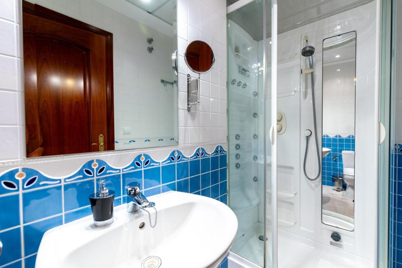 Center Of Seville! Luxury Apartment In Sevillian Manor House! Kültér fotó